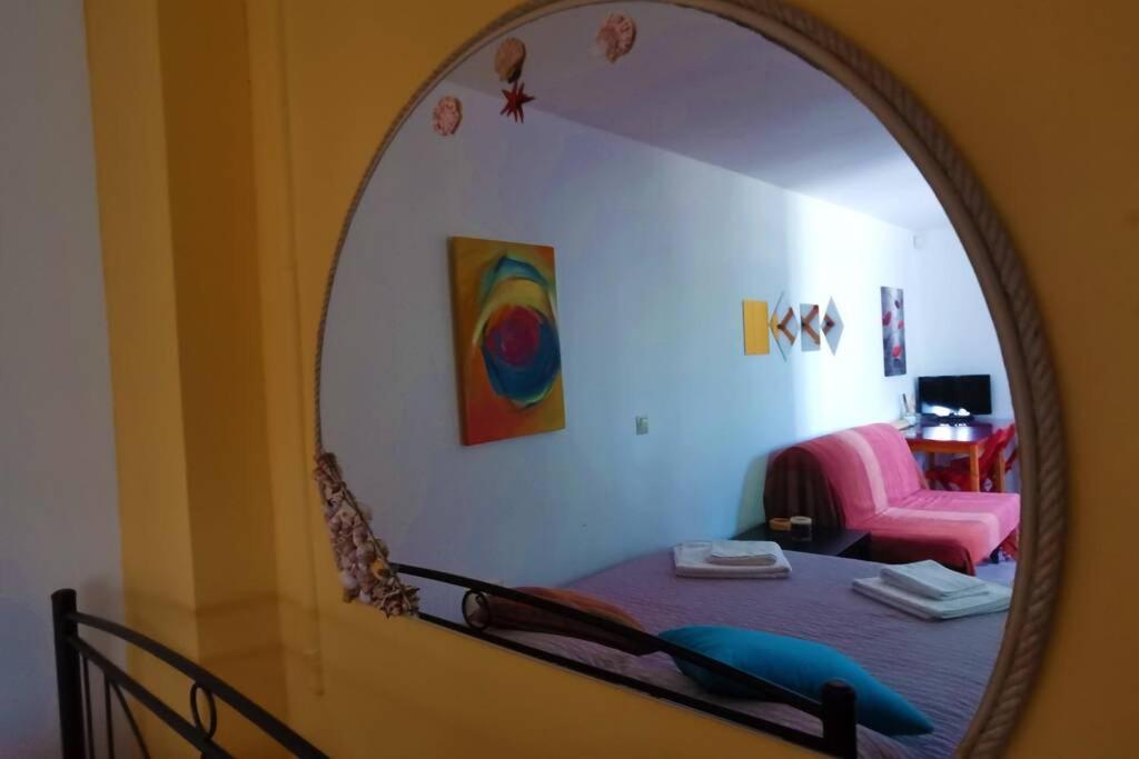 Cosy Guest House With Private Yard Saronida Bagian luar foto